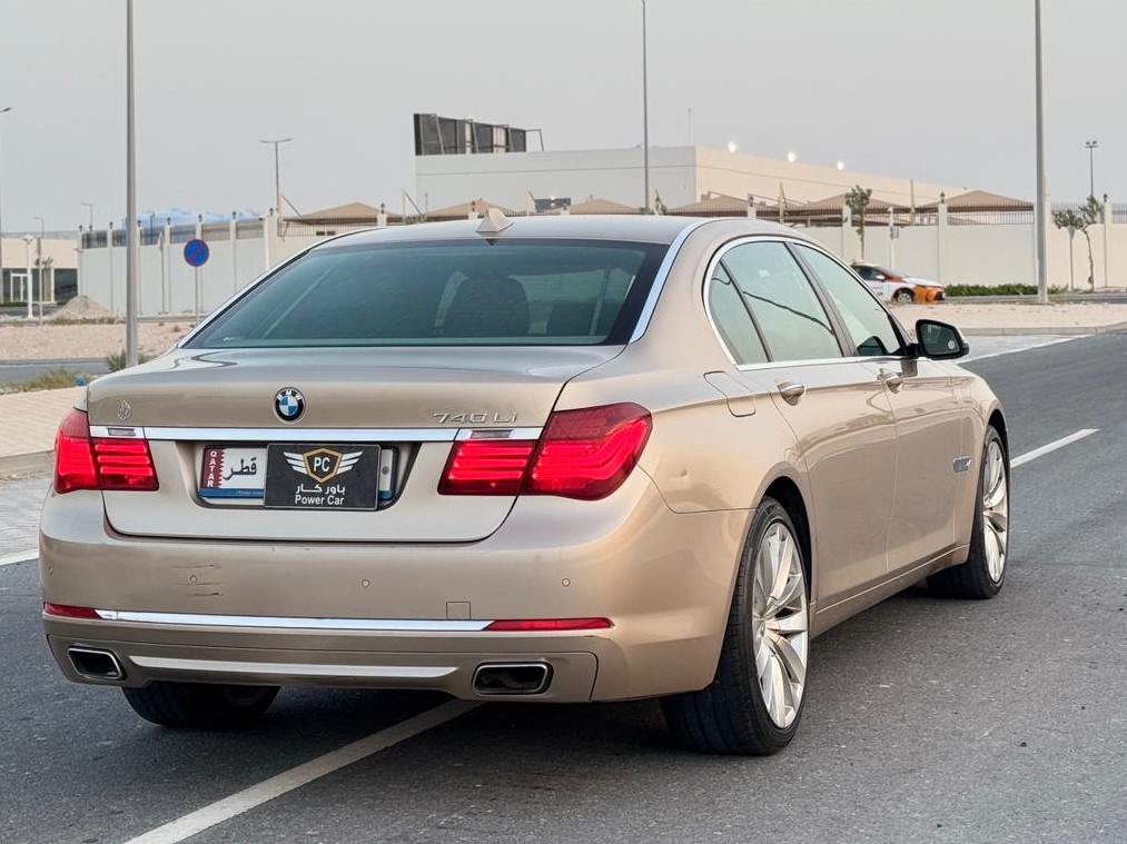 BMW 7-Series 740 Li 2013 - Image 3