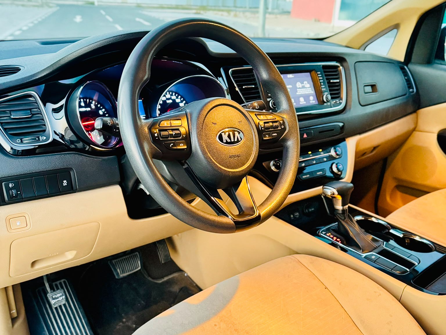 Kia Carnival 2020 — photo 9 for sale in Qatar