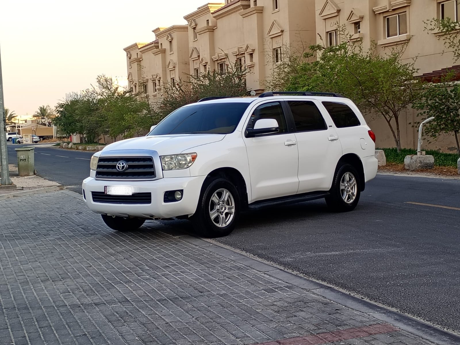 Toyota Sequoia SR5 2014 - Image 3