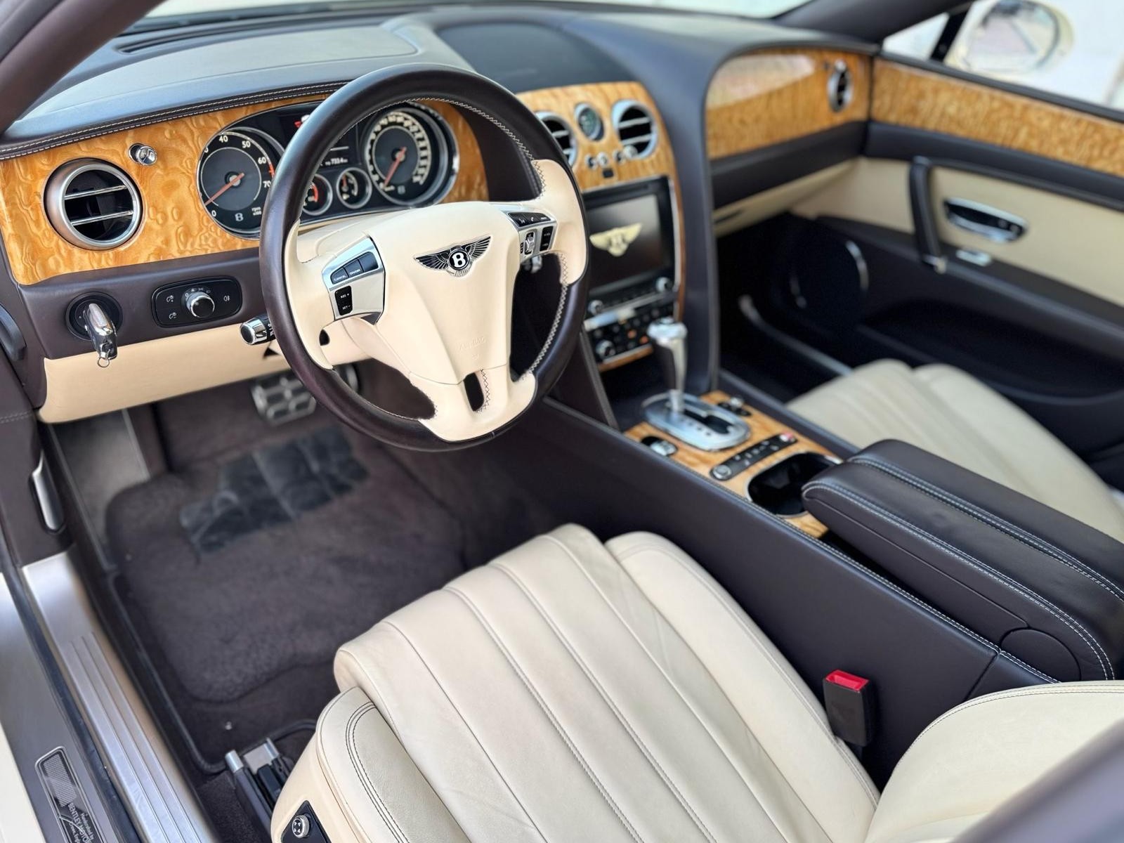 Bentley Flying Spur 2016 — photo 9 for sale in Qatar