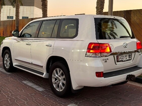 Toyota Land Cruiser GX.R 2018 - Image 3