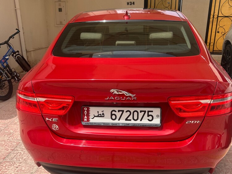 Jaguar XE Prestige 2016 - Image 3