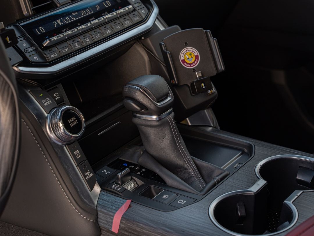 Toyota Land Cruiser G/R HEV 2026 - Image 4