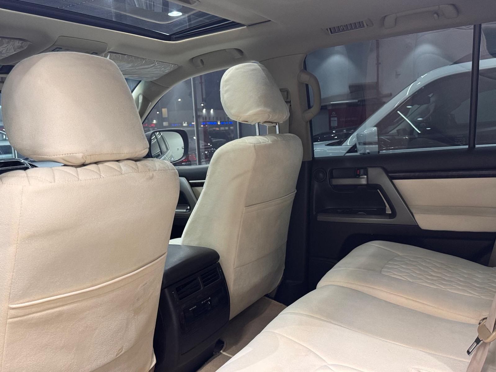 Toyota Land Cruiser VX.R 2010 — photo 12 for sale in Qatar