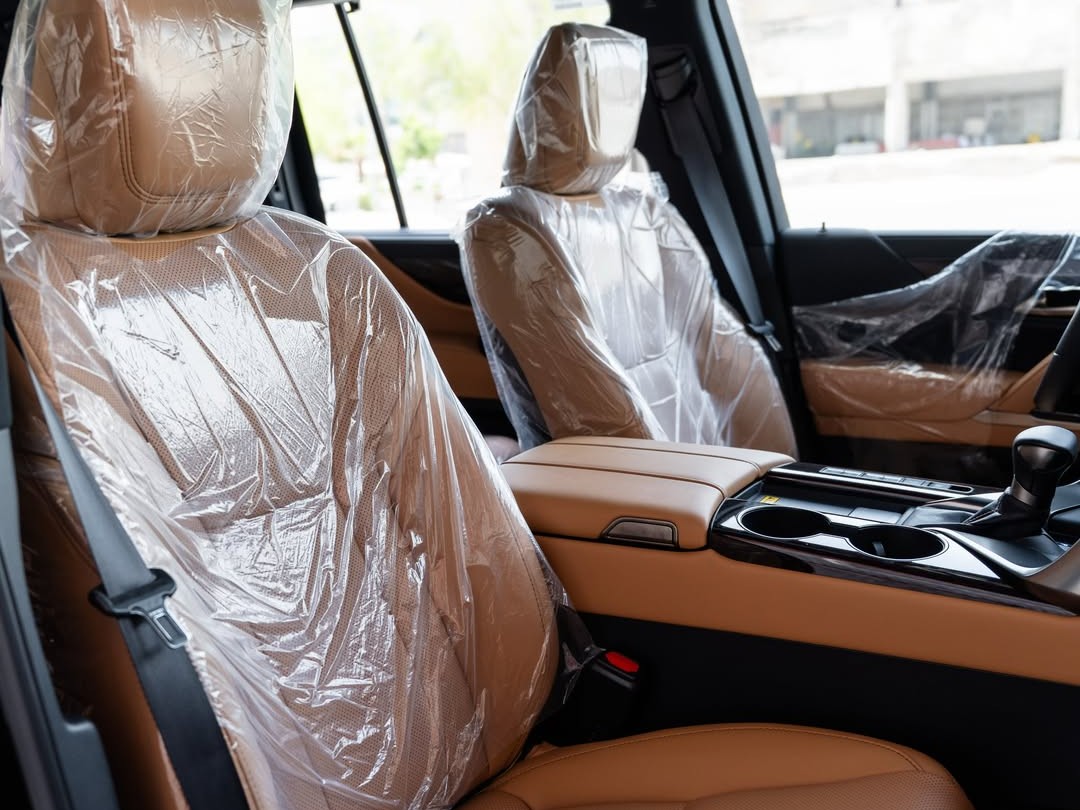 Lexus LX 600 Luxury  2026 - Image 3