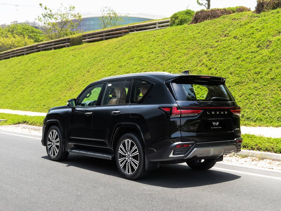 Lexus LX 600 Luxury 2026 — photo 10 for sale in Qatar
