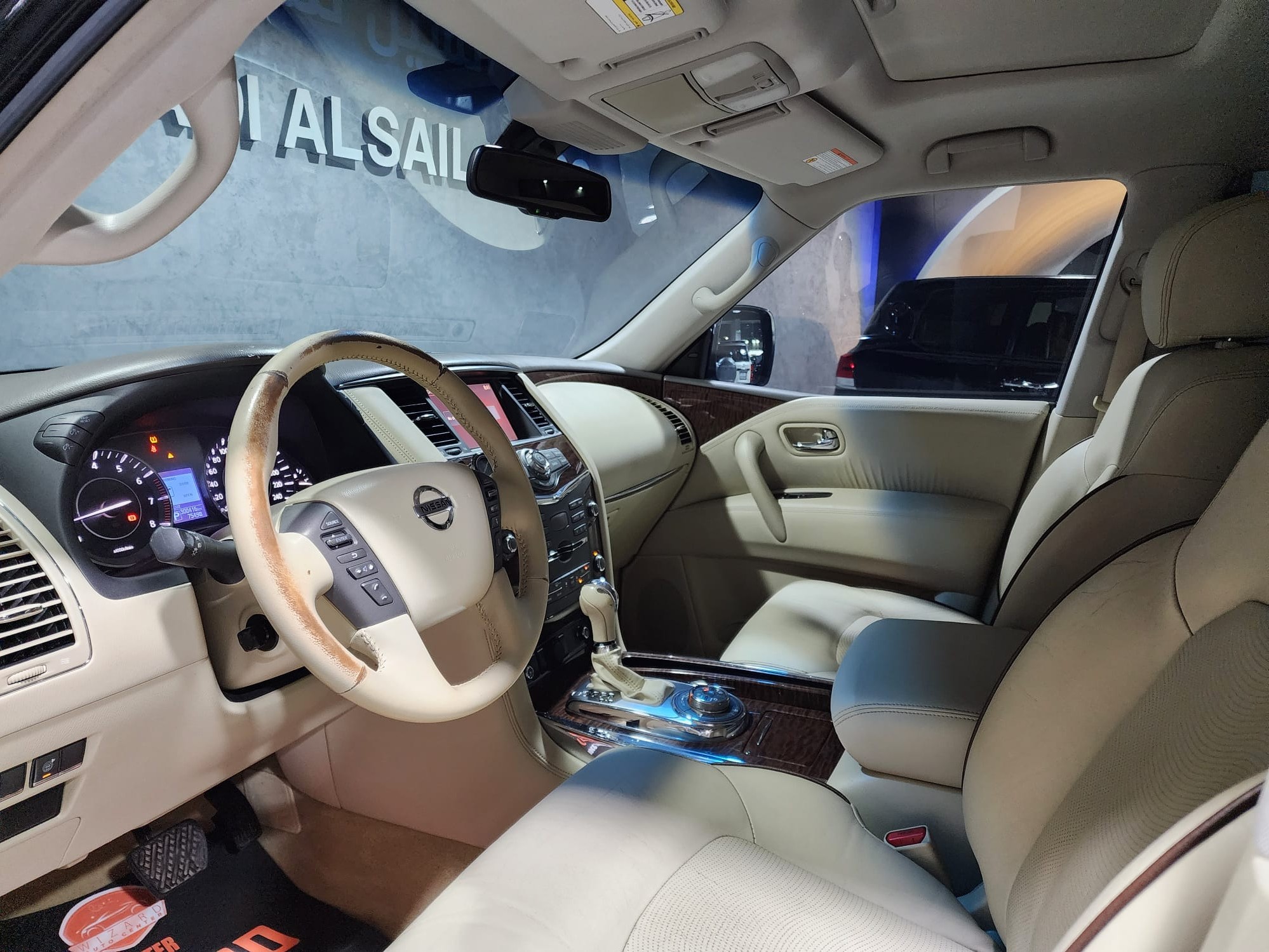 Nissan Patrol LE 2013 — photo 10 for sale in Qatar