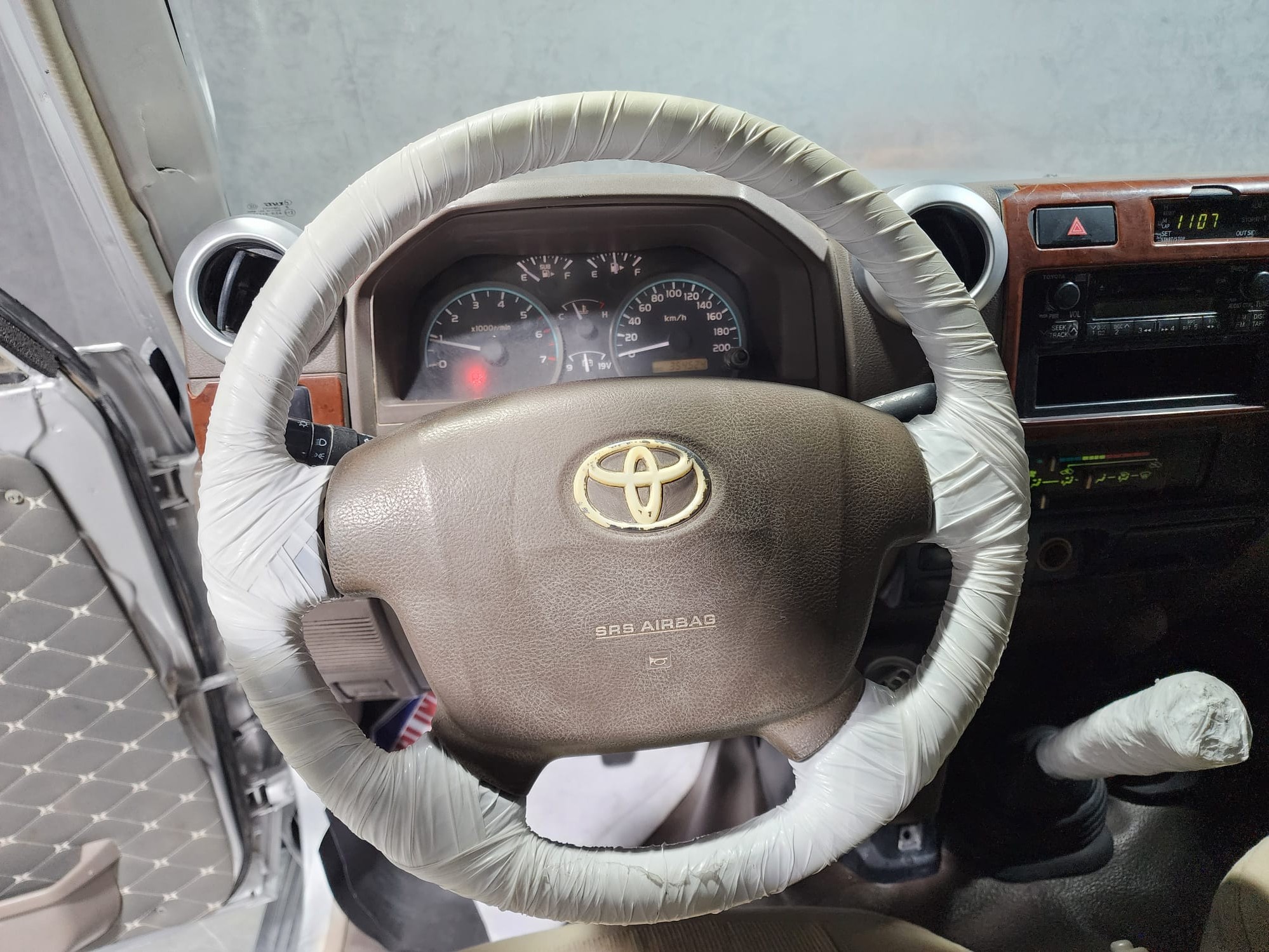 Toyota Land Cruiser LX 2010 — photo 9 for sale in Qatar