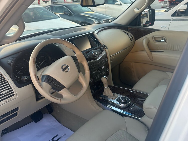 Nissan Patrol Titanium 2017 — photo 10 for sale in Qatar