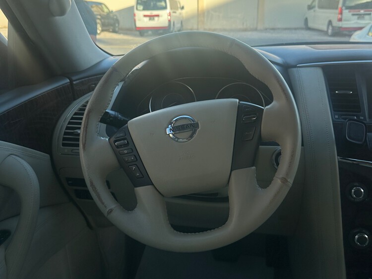 Nissan Patrol Titanium 2017 — photo 11 for sale in Qatar