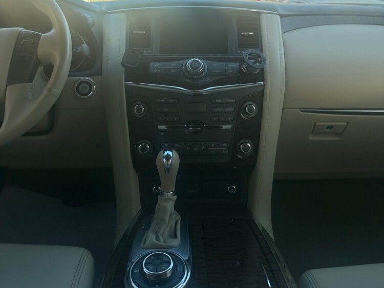 Nissan Patrol Titanium 2017 — photo 12 for sale in Qatar