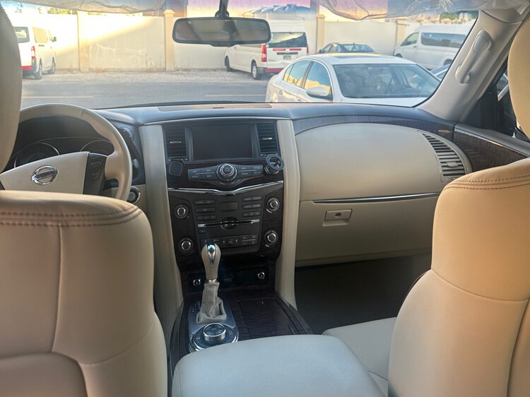 Nissan Patrol Titanium 2017 — photo 14 for sale in Qatar