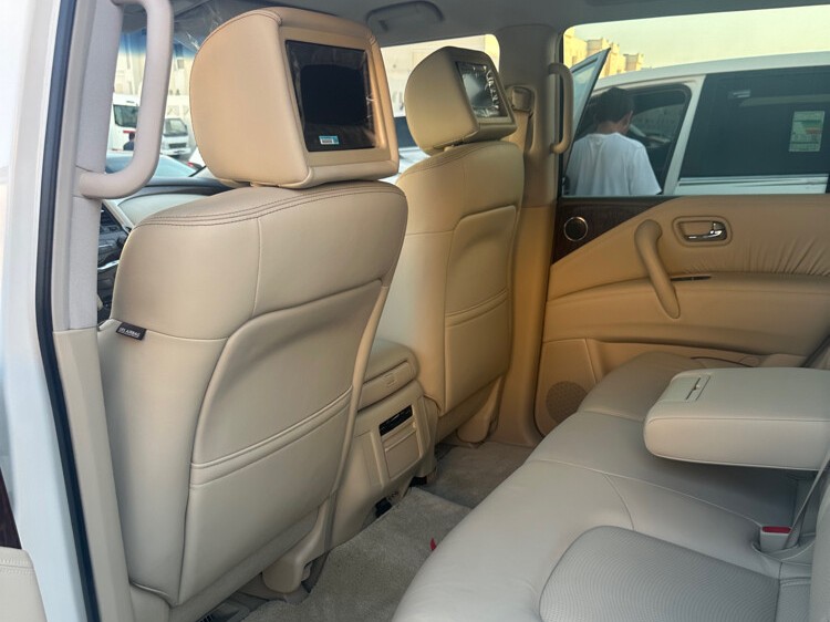 Nissan Patrol Titanium 2017 — photo 16 for sale in Qatar