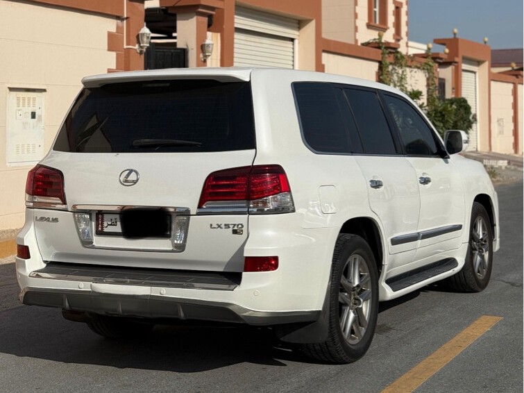 Lexus LX 570 2009 - Image 4