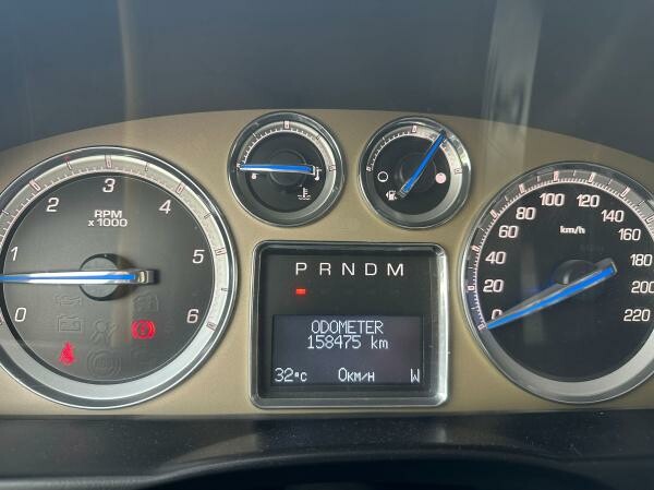 Cadillac Escalade Platinum 2012 — photo 9 for sale in Qatar
