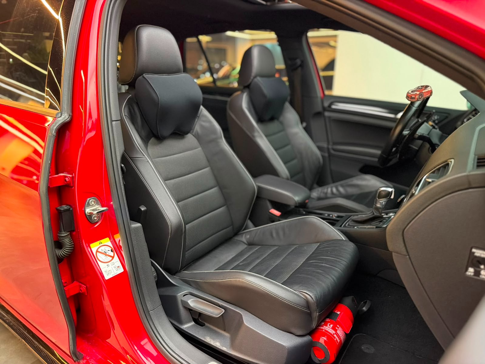 Volkswagen Golf R  2018 - Image 3