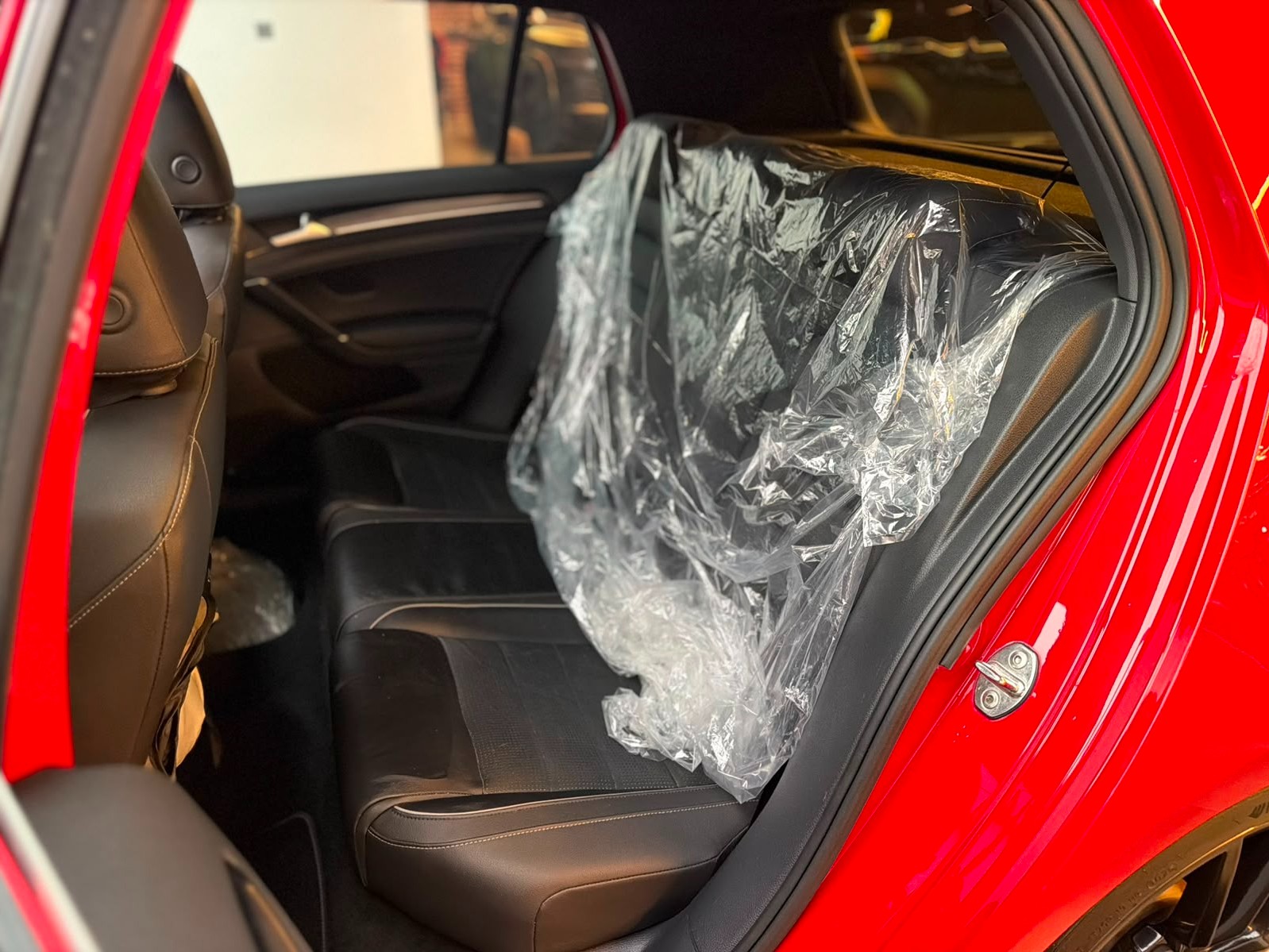 Volkswagen Golf R 2018 — photo 9 for sale in Qatar