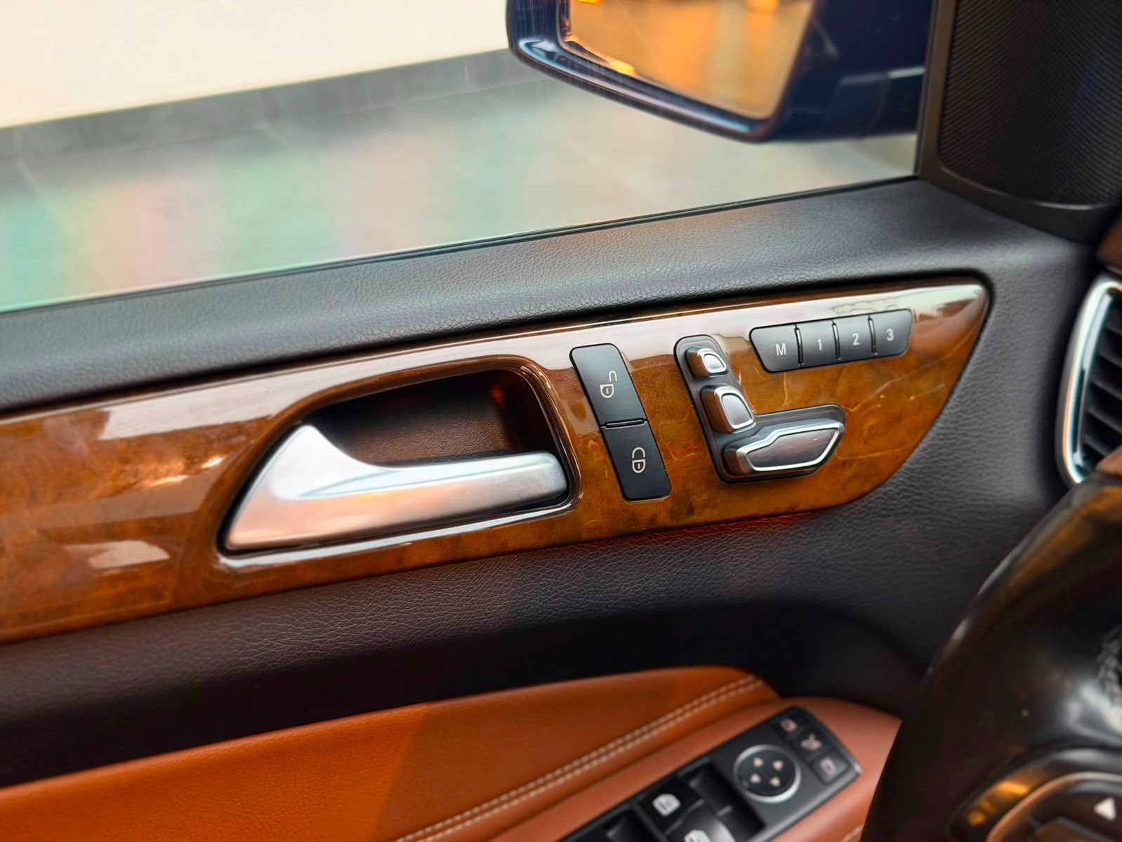 Mercedes-Benz GLE 2017 — photo 10 for sale in Qatar