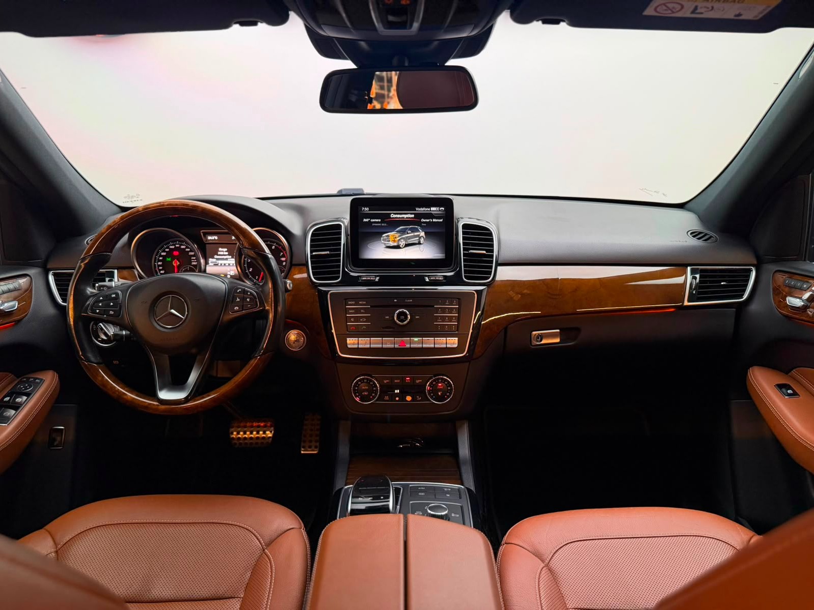 Mercedes-Benz GLE  2017 - Image 2