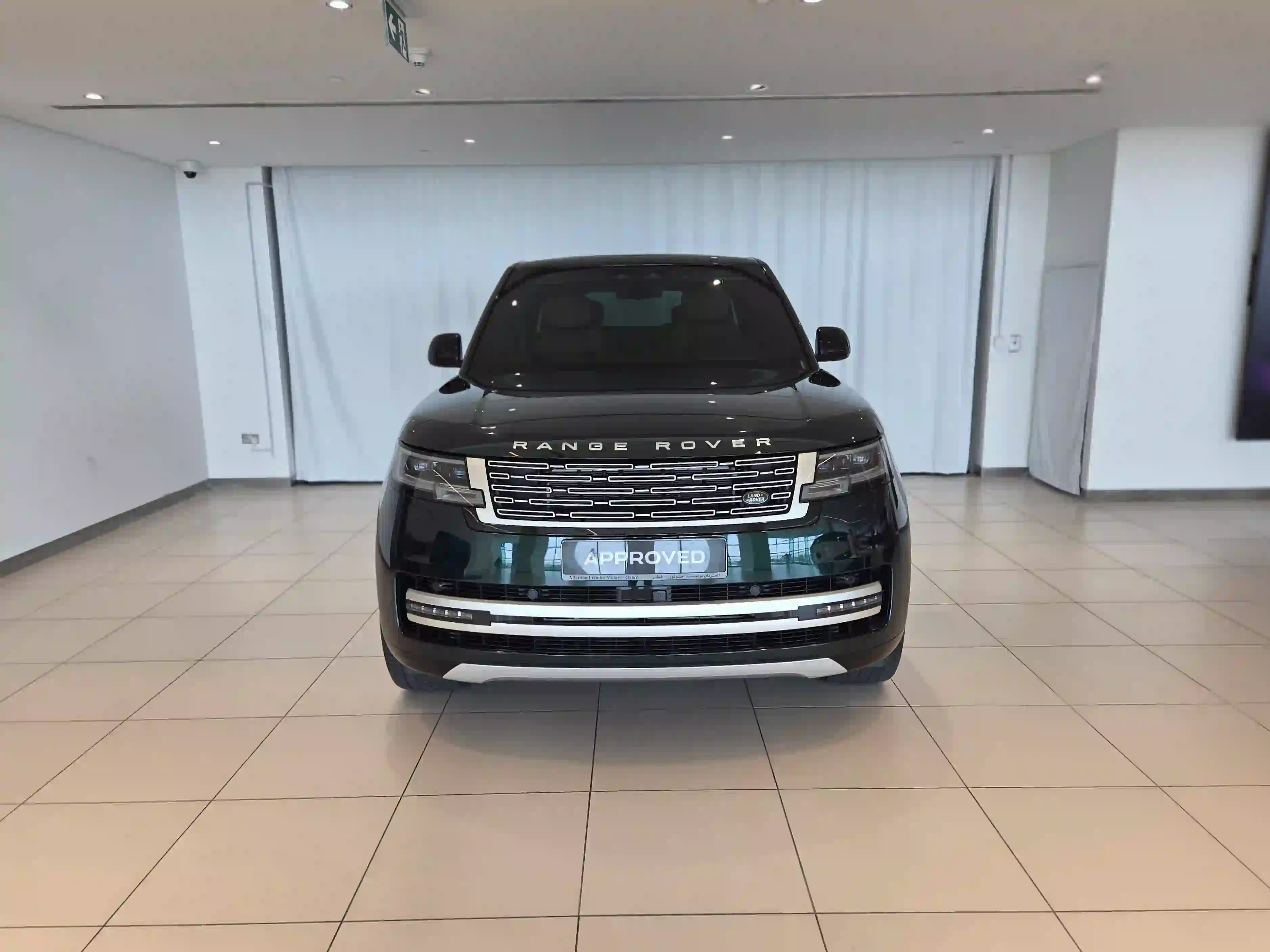 Land Rover Range Rover 4.4 V8 Autobiography 2024 - Image 4