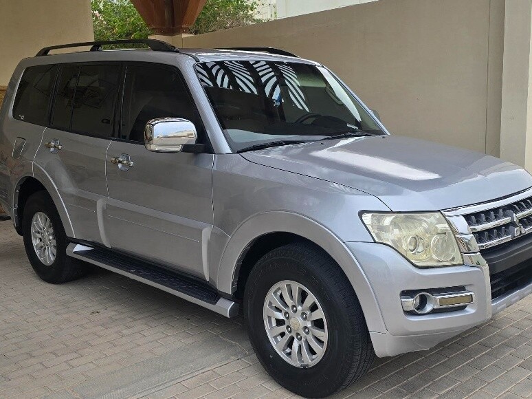 Mitsubishi Pajero 3.5 2015 - Image 2