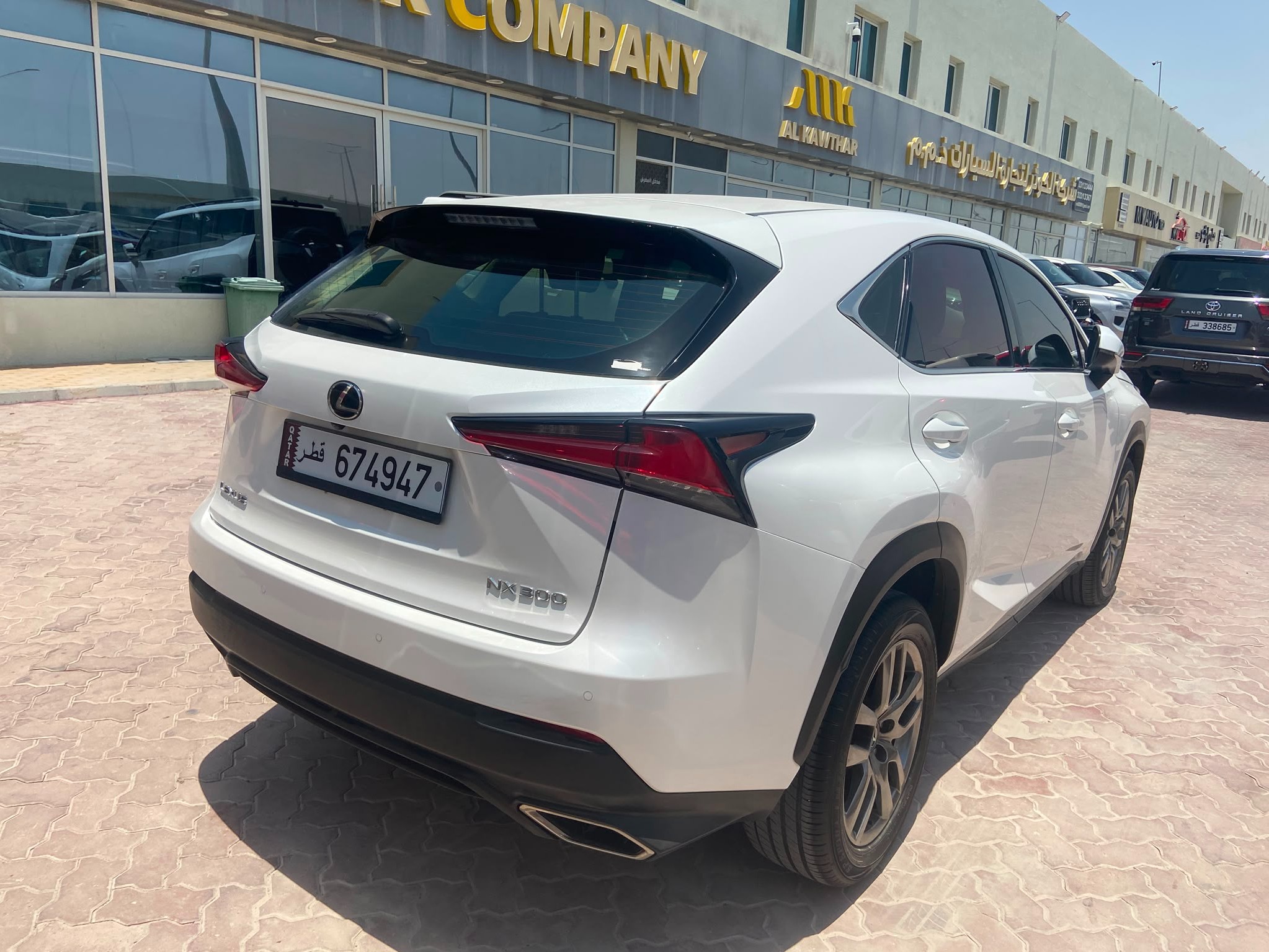 Lexus NX 300 2018 — photo 10 for sale in Qatar