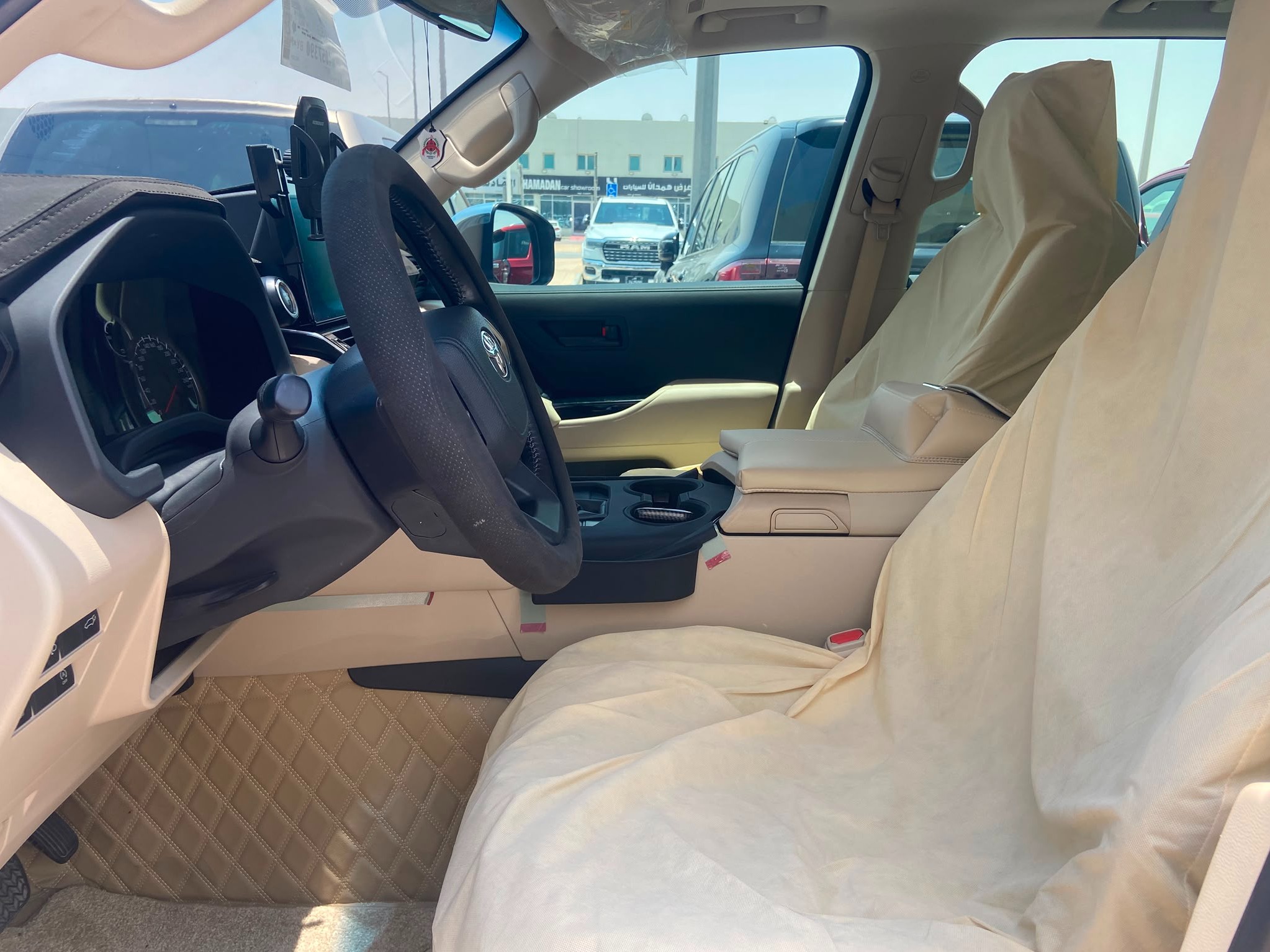Toyota Land Cruiser GX.R 2022 - Image 3
