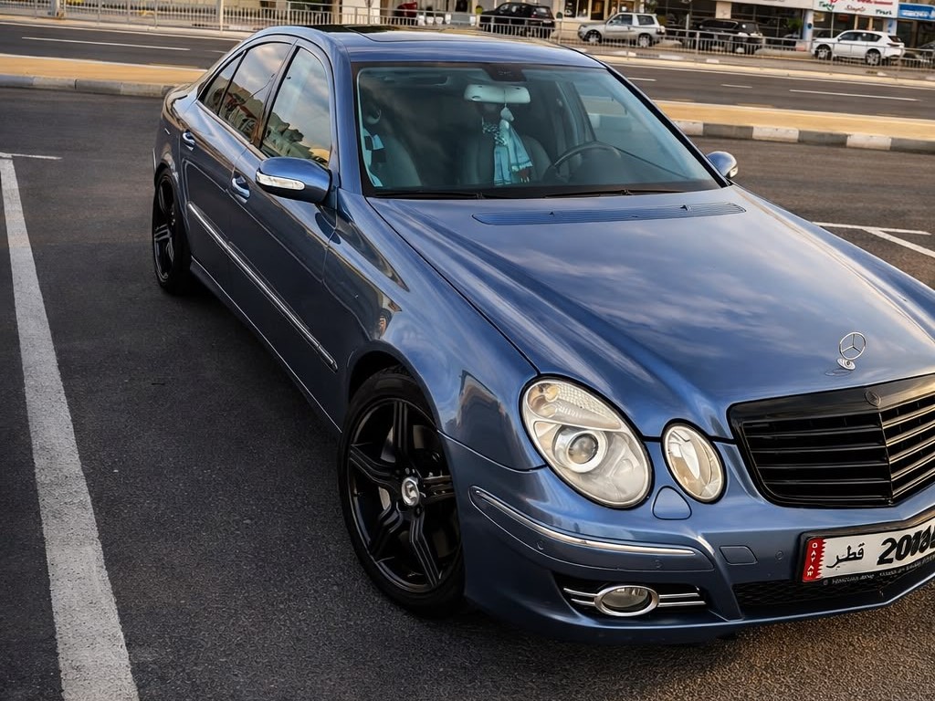 Mercedes-Benz E-Class Sedan 240 2005