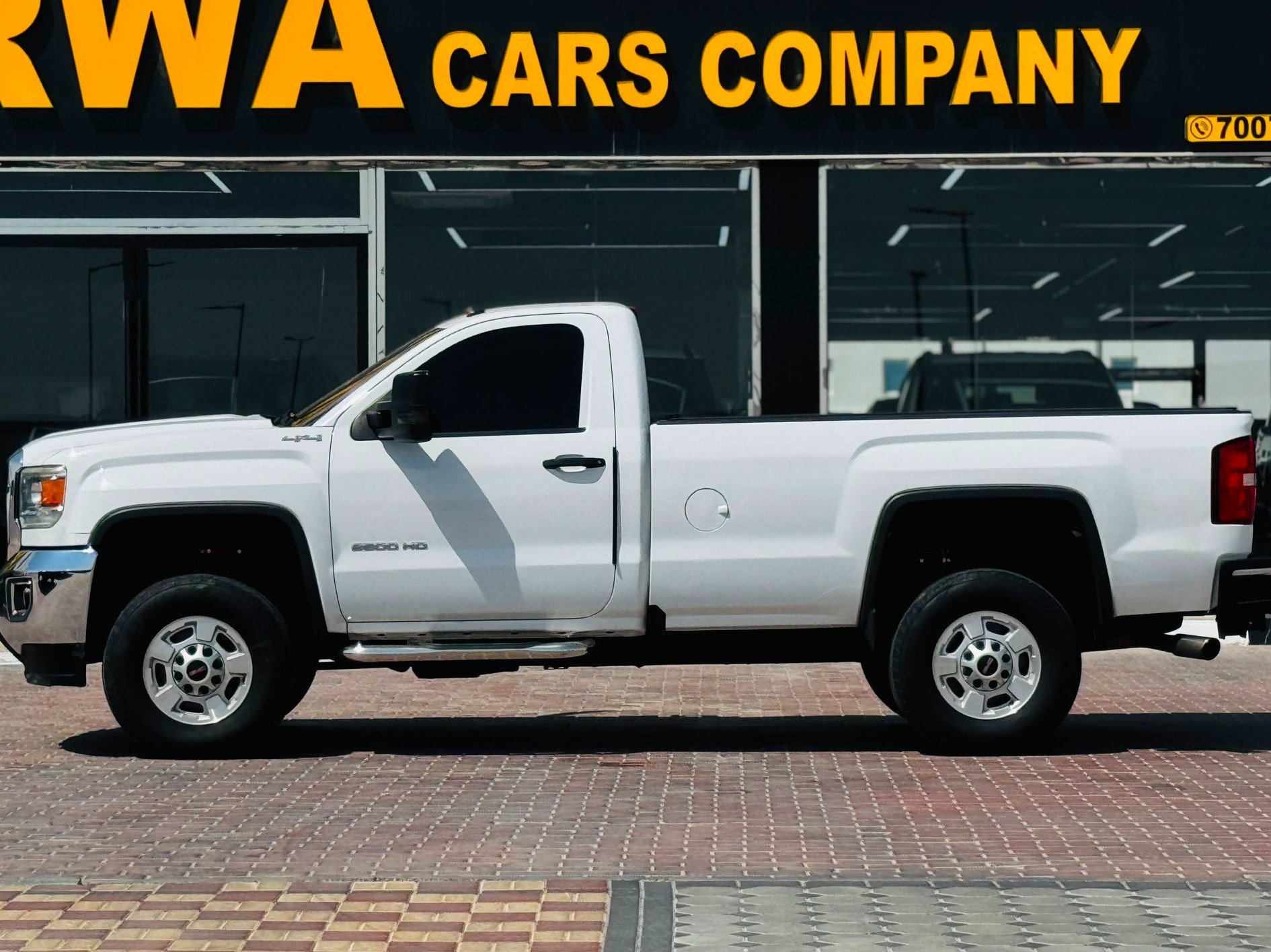 GMC Sierra 2500 HD 2018 — photo 11 for sale in Qatar