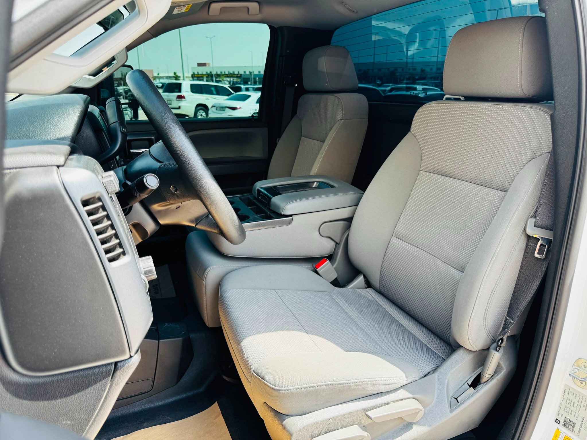 GMC Sierra 2500 HD 2018 — photo 10 for sale in Qatar