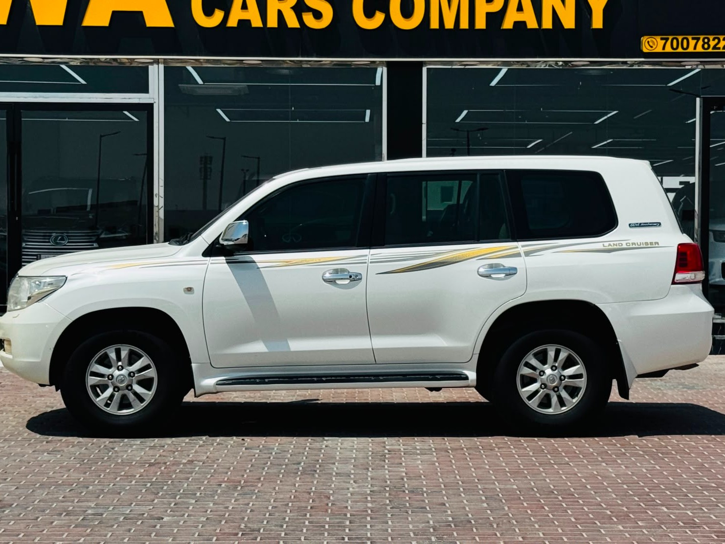 Toyota Land Cruiser GX.R 2011 - Image 4