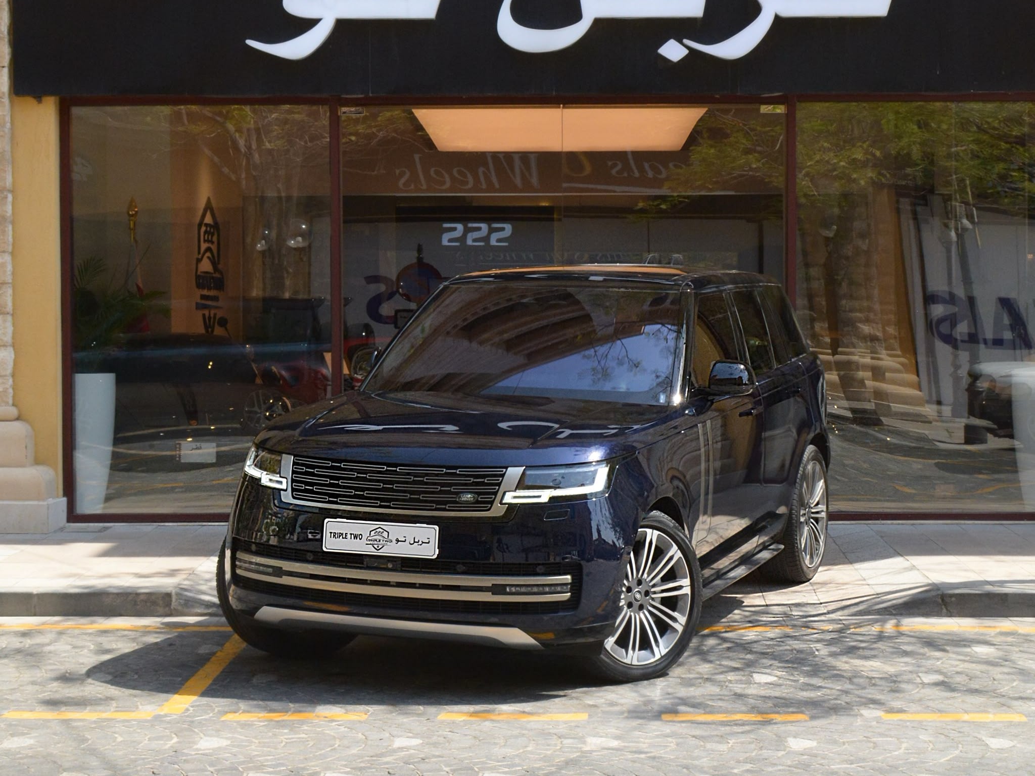 Land Rover Range Rover HSE 2023 — photo 9 for sale in Qatar