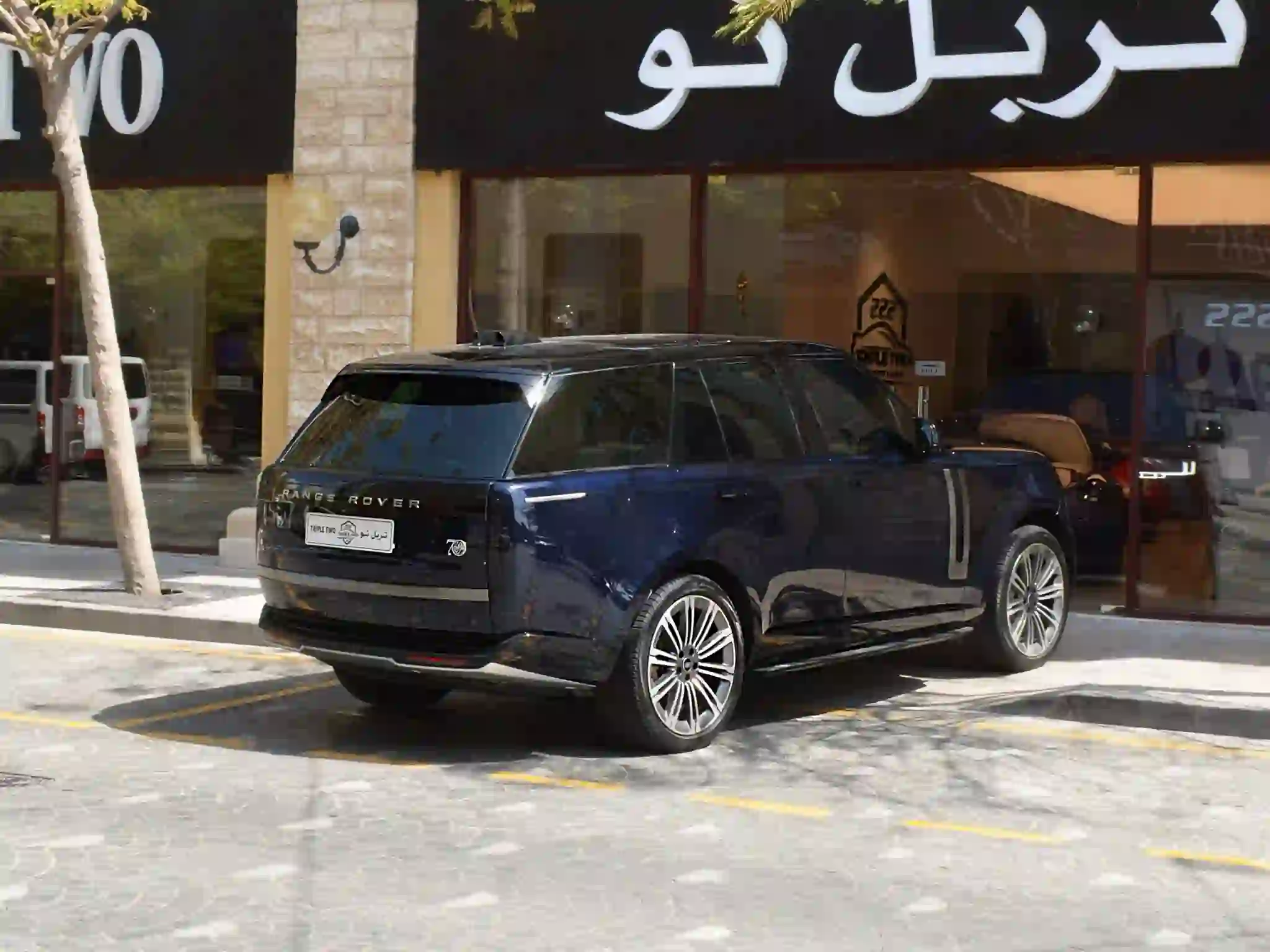 Land Rover Range Rover HSE 2023 — photo 10 for sale in Qatar