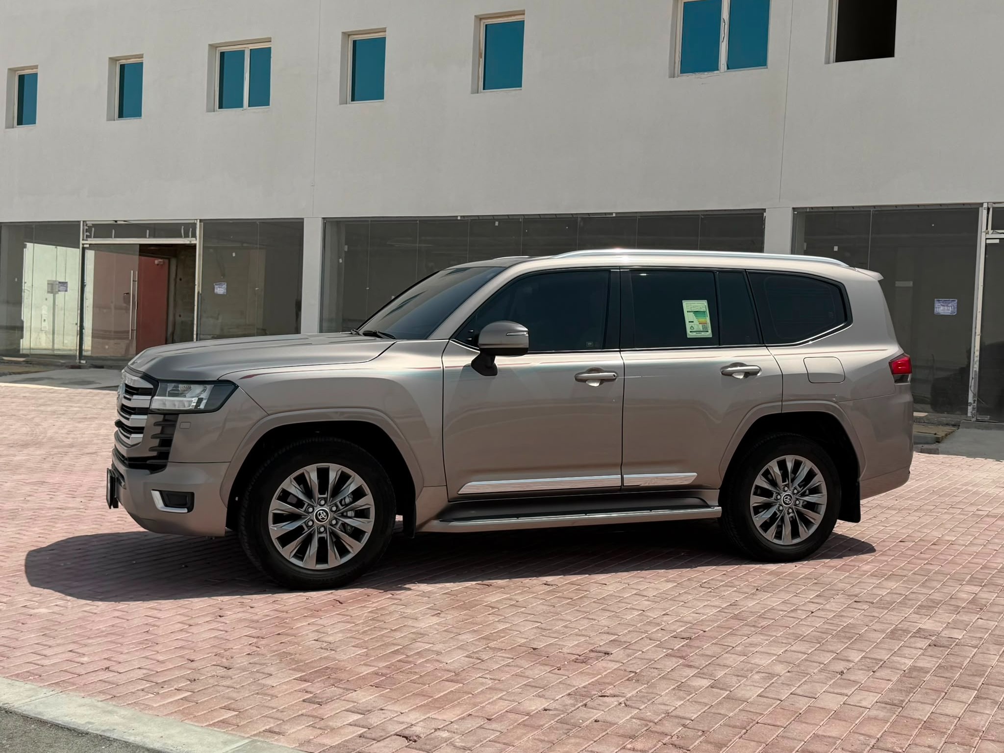 Toyota Land Cruiser GXR Twin Turbo 2024 - Image 3