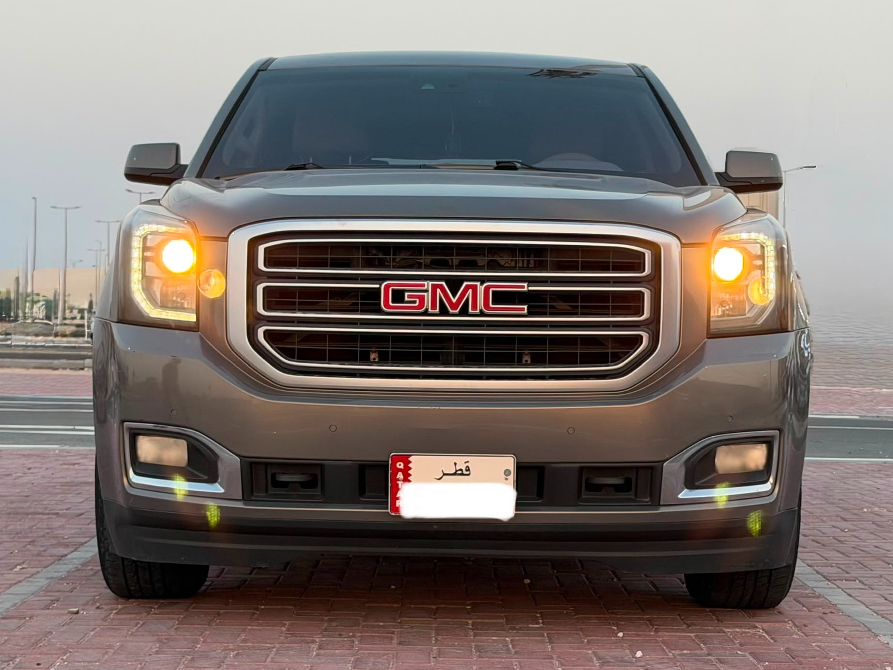 GMC Yukon XL 2019 - Image 2