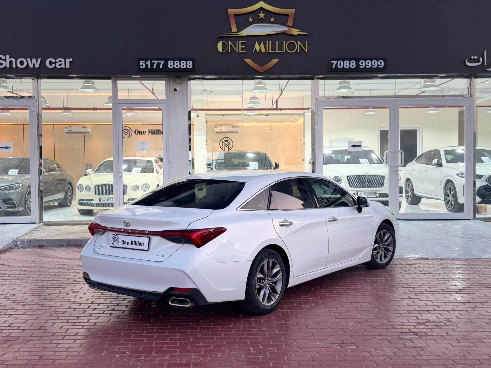 Toyota Avalon XLE 2019 - Image 3