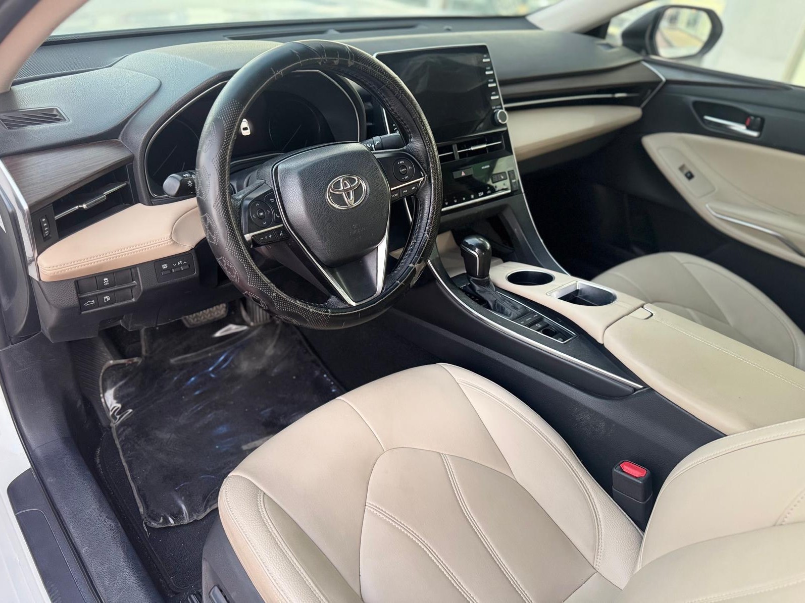 Toyota Avalon XLE 2019 — photo 9 for sale in Qatar