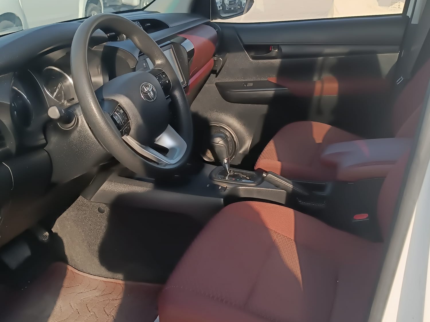 Toyota Hilux 2022 — photo 10 for sale in Qatar