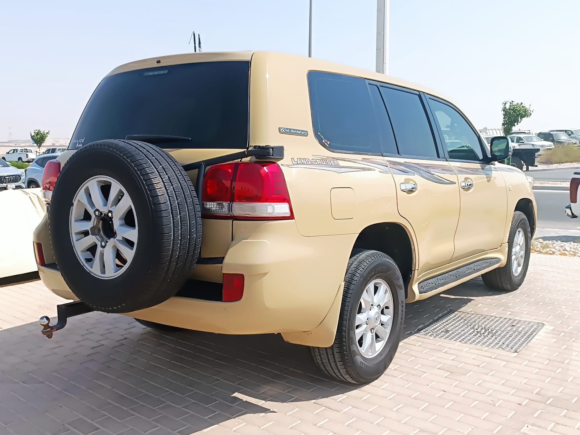 Toyota Land Cruiser GXR v8 2008 - Image 3