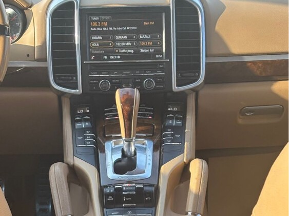 Porsche Cayenne S 2014 — photo 10 for sale in Qatar