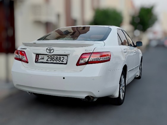 Toyota Camry GLX 2010 - Image 4