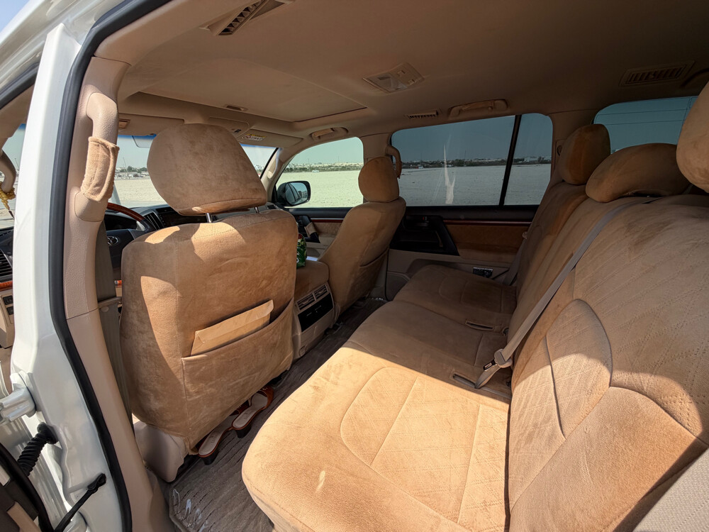 Toyota Land Cruiser GX.R 2013 — photo 12 for sale in Qatar
