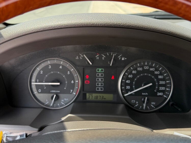Toyota Land Cruiser GX.R 2013 — photo 13 for sale in Qatar