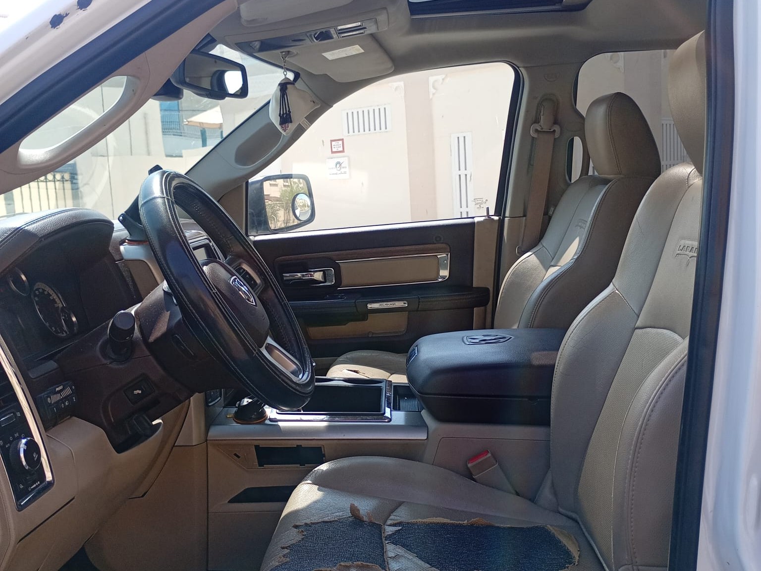 Dodge Ram 1500 2014 — photo 11 for sale in Qatar