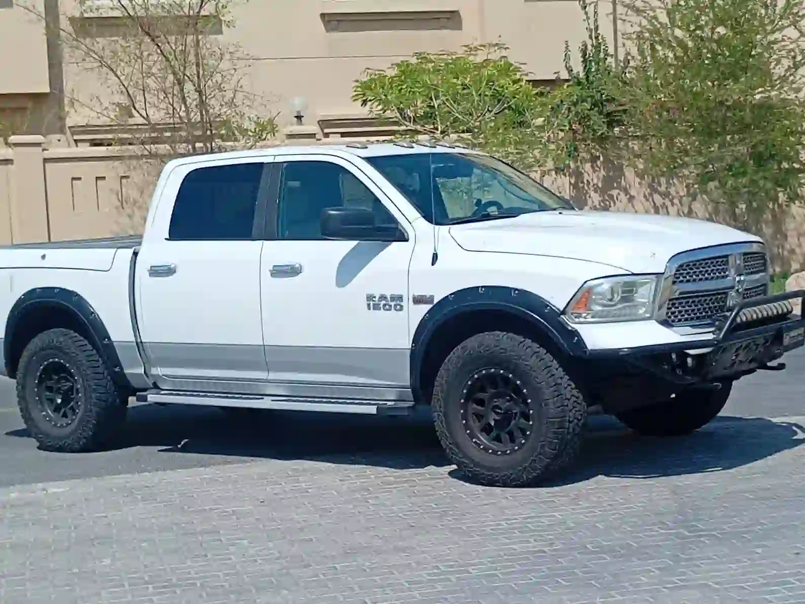 Dodge Ram 1500 2014 - Image 3