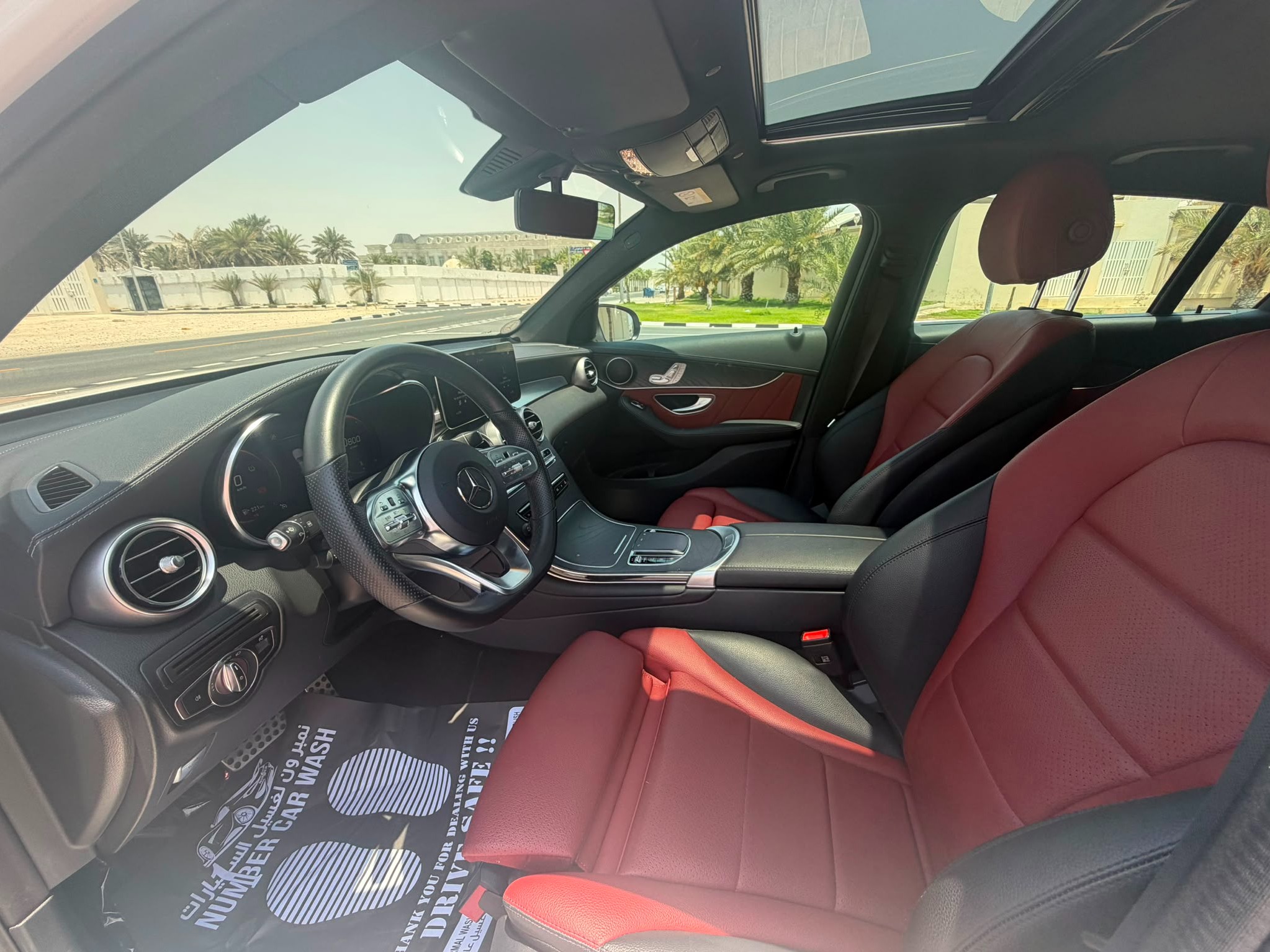 Mercedes-Benz GLC  200 2023 - Image 4