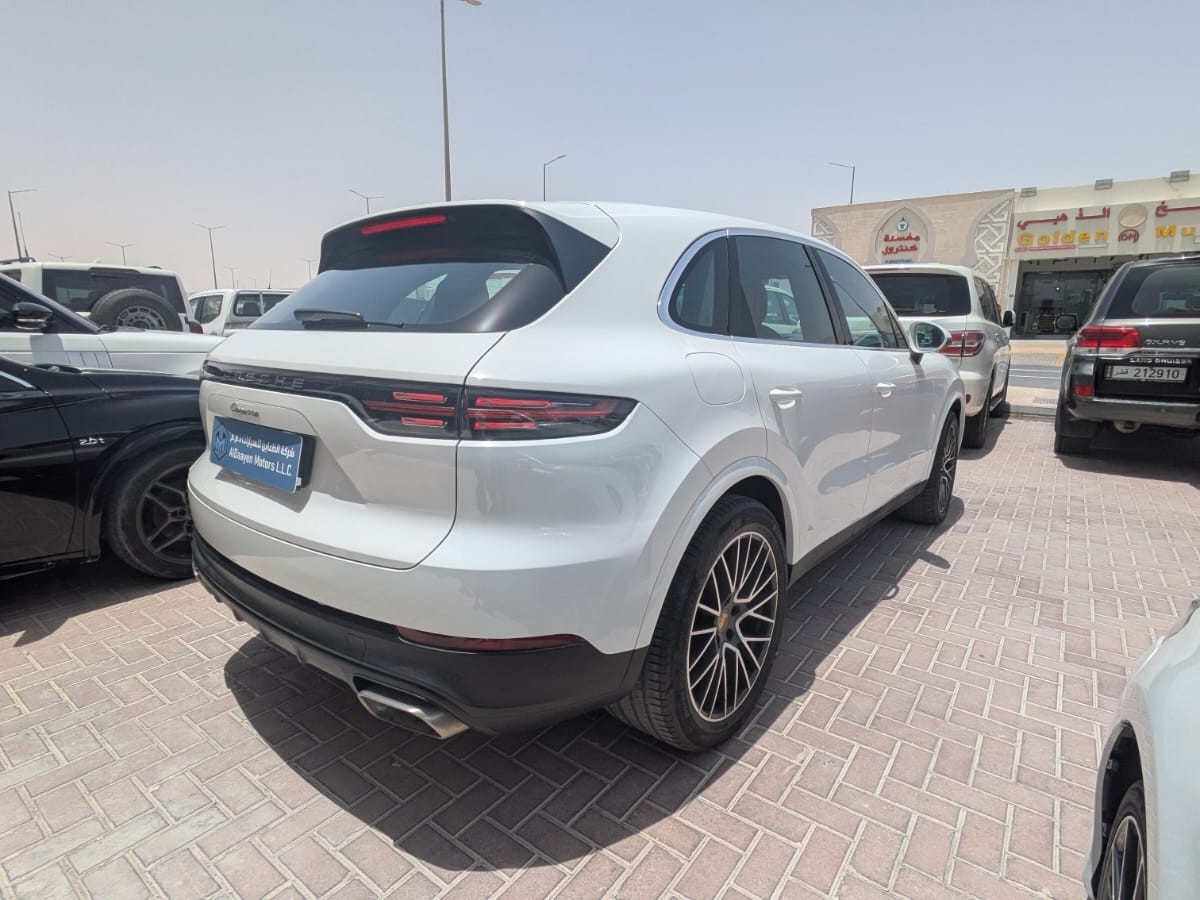 Porsche Cayenne 2019 - Image 4