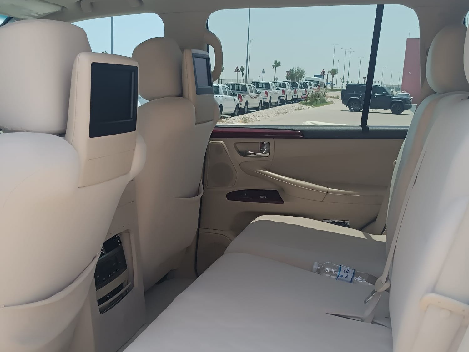 Lexus LX 570 2013 — photo 13 for sale in Qatar
