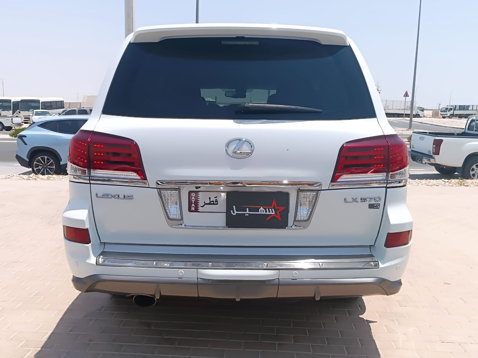 Lexus LX 570 2013 — photo 9 for sale in Qatar