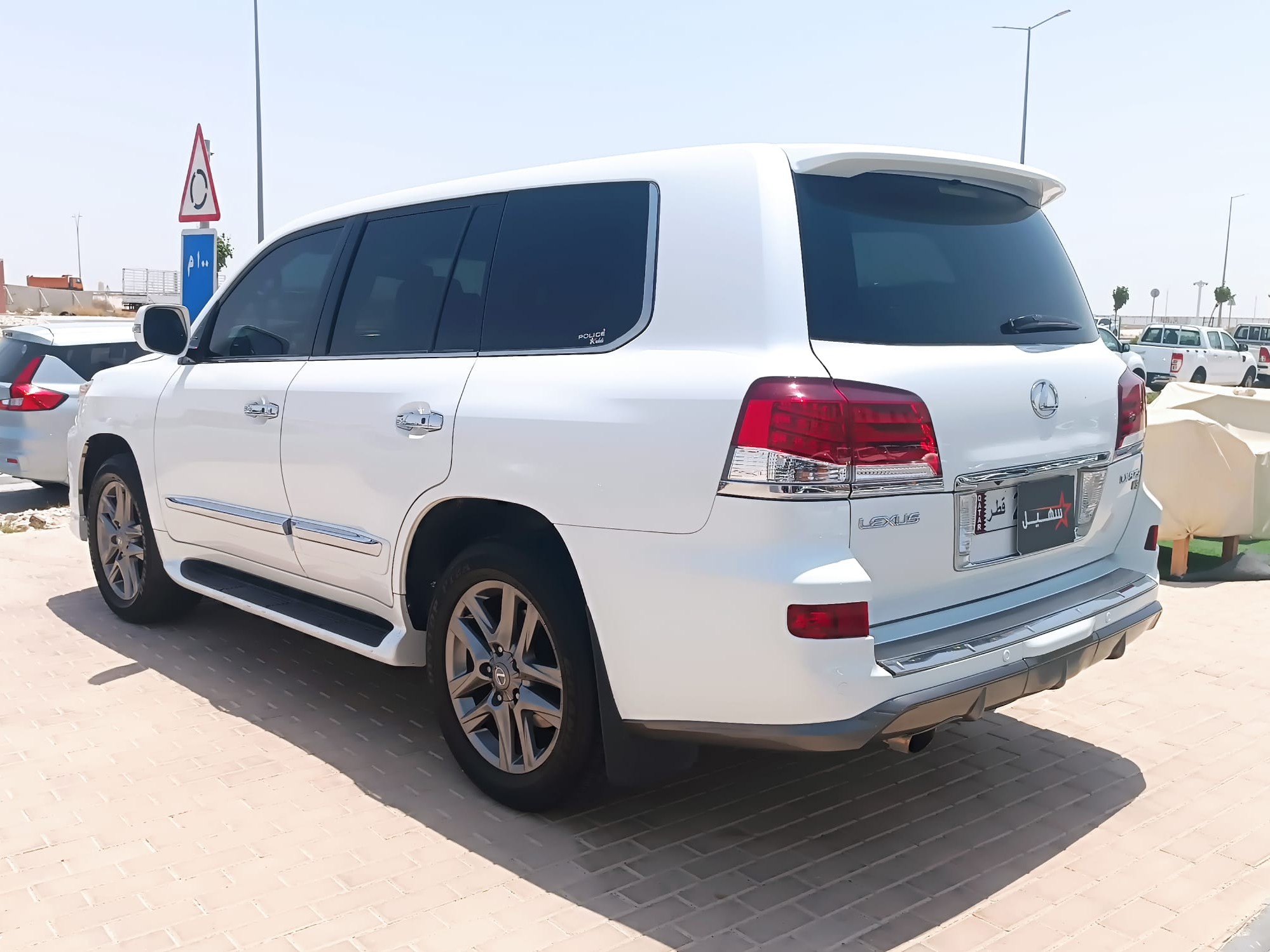 Lexus LX 570 2013 — photo 10 for sale in Qatar